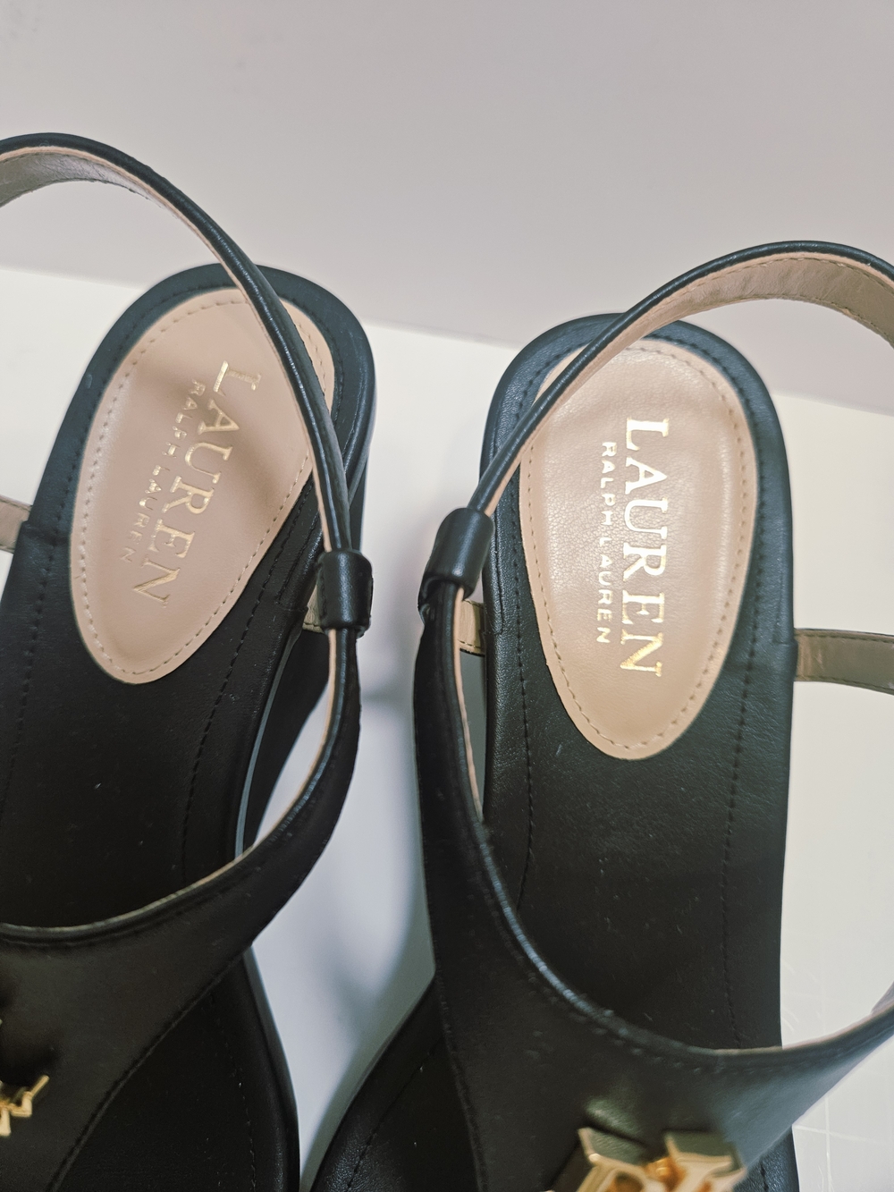 Lauren Ralph Lauren Jeannie Black Thong Wedge Sandals Shoes Women’s Size 8 New - Picture 3 of 16